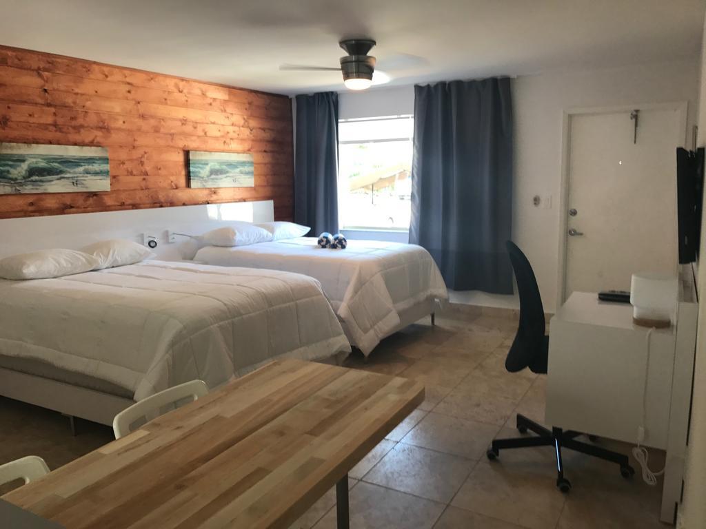 Wave Beach Vacation Rentals Помпано Бич Номер фото